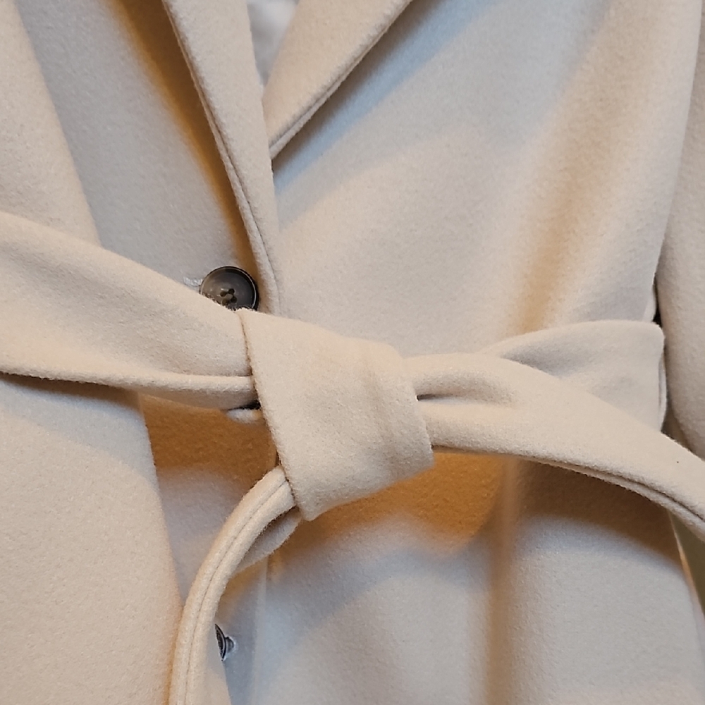 Mango Cream Jacket - Picture 12 of 16
